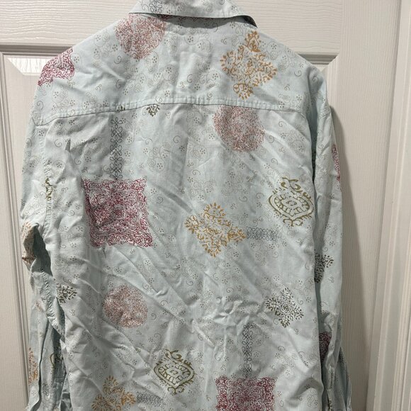 ***MENS GET LUCKY BUTTON DOWN SHIRT*** - Picture 2 of 5